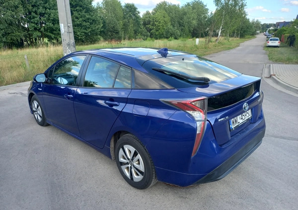 Toyota Prius cena 49999 przebieg: 198000, rok produkcji 2016 z Jasło małe 56